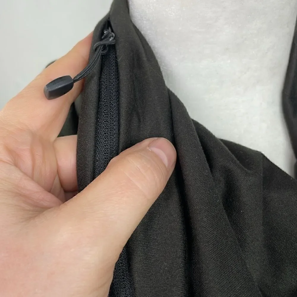 Beyond Yoga Women's Brown Hidden Zipper Pocket Infinity Scarf One Size